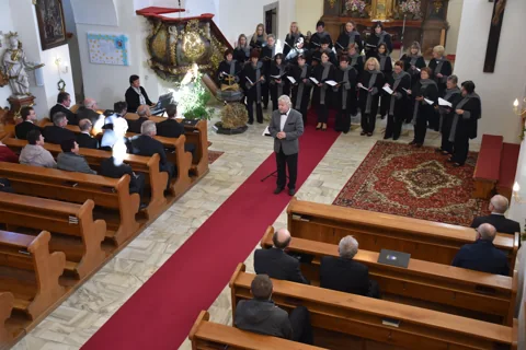 Společné zpívání s Cantus Feminae z Nechanic 15.10.2017 – fotografie 12