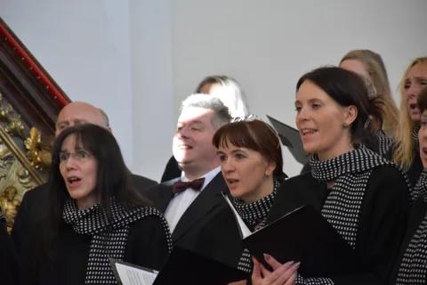 Společné zpívání s Cantus Feminae z Nechanic 15.10.2017 – fotografie 15