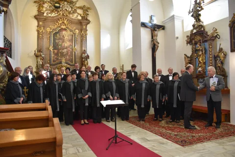 Společné zpívání s Cantus Feminae z Nechanic 15.10.2017 – fotografie 17