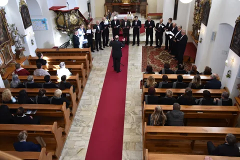 Společné zpívání s Cantus Feminae z Nechanic 15.10.2017 – fotografie 6